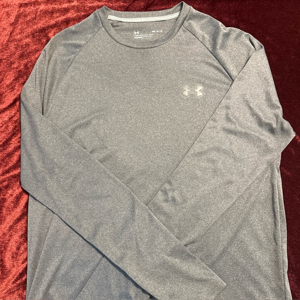 Under Armour Men's Gray Long Sleeve Shirt